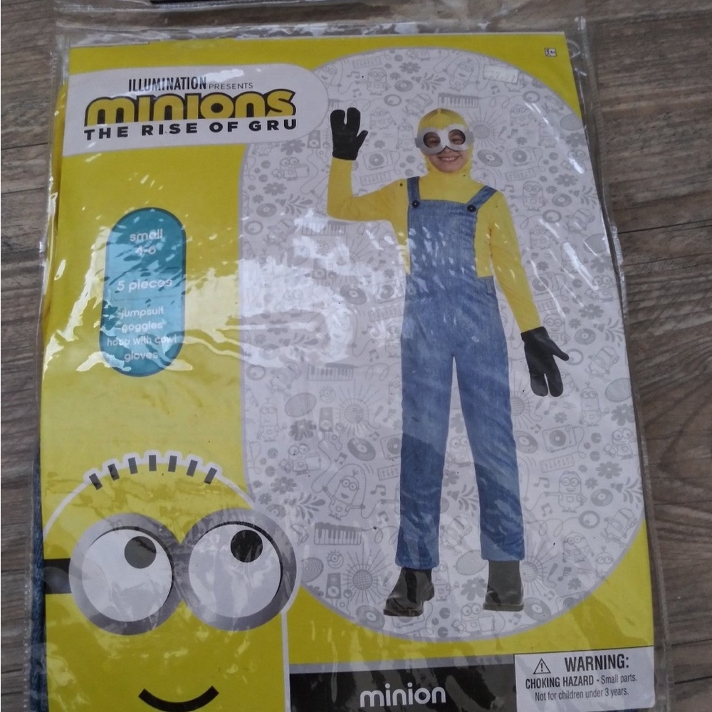 Minion Costume